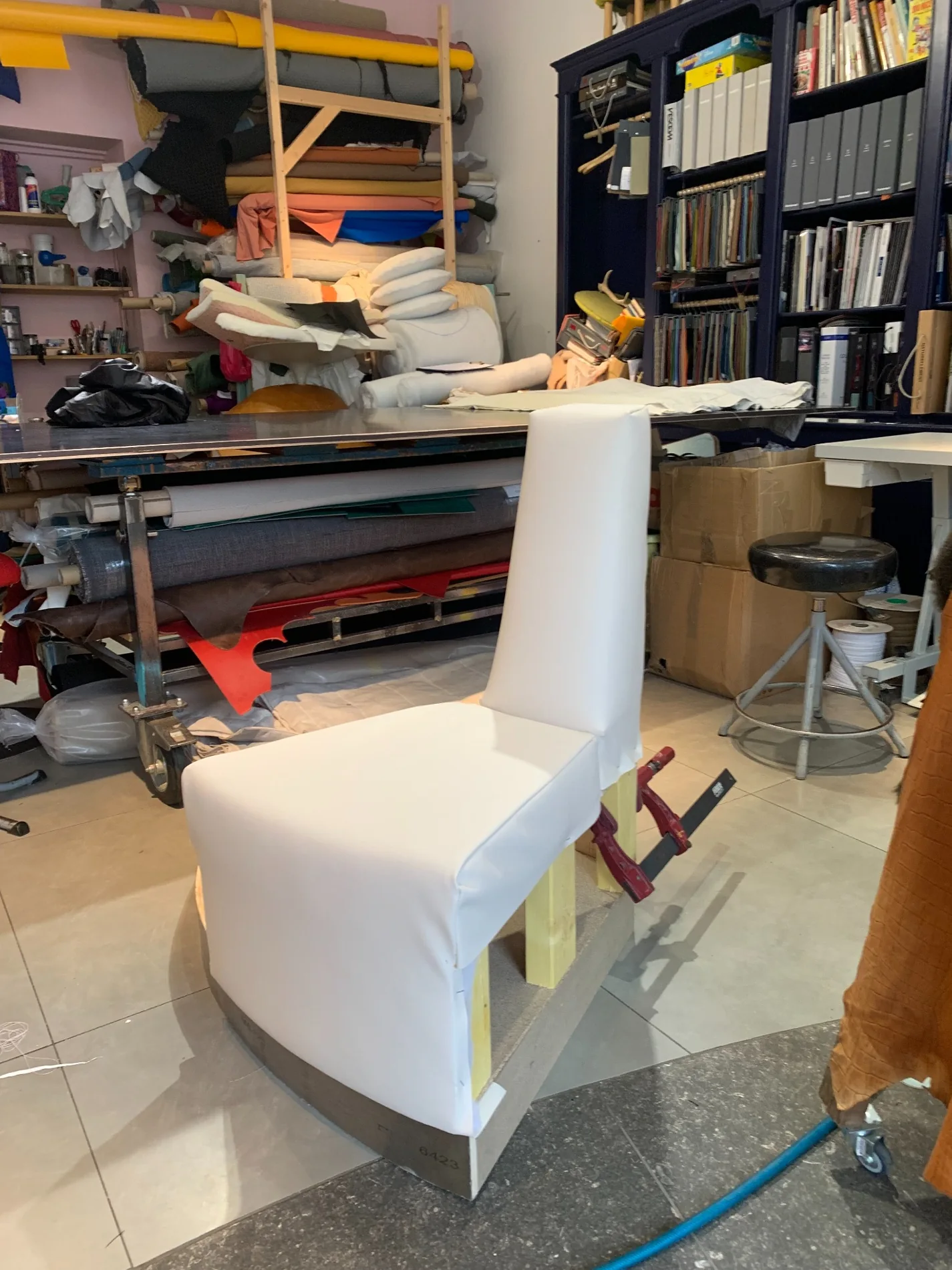 Essai de fabrication et de tapisserie en atelier