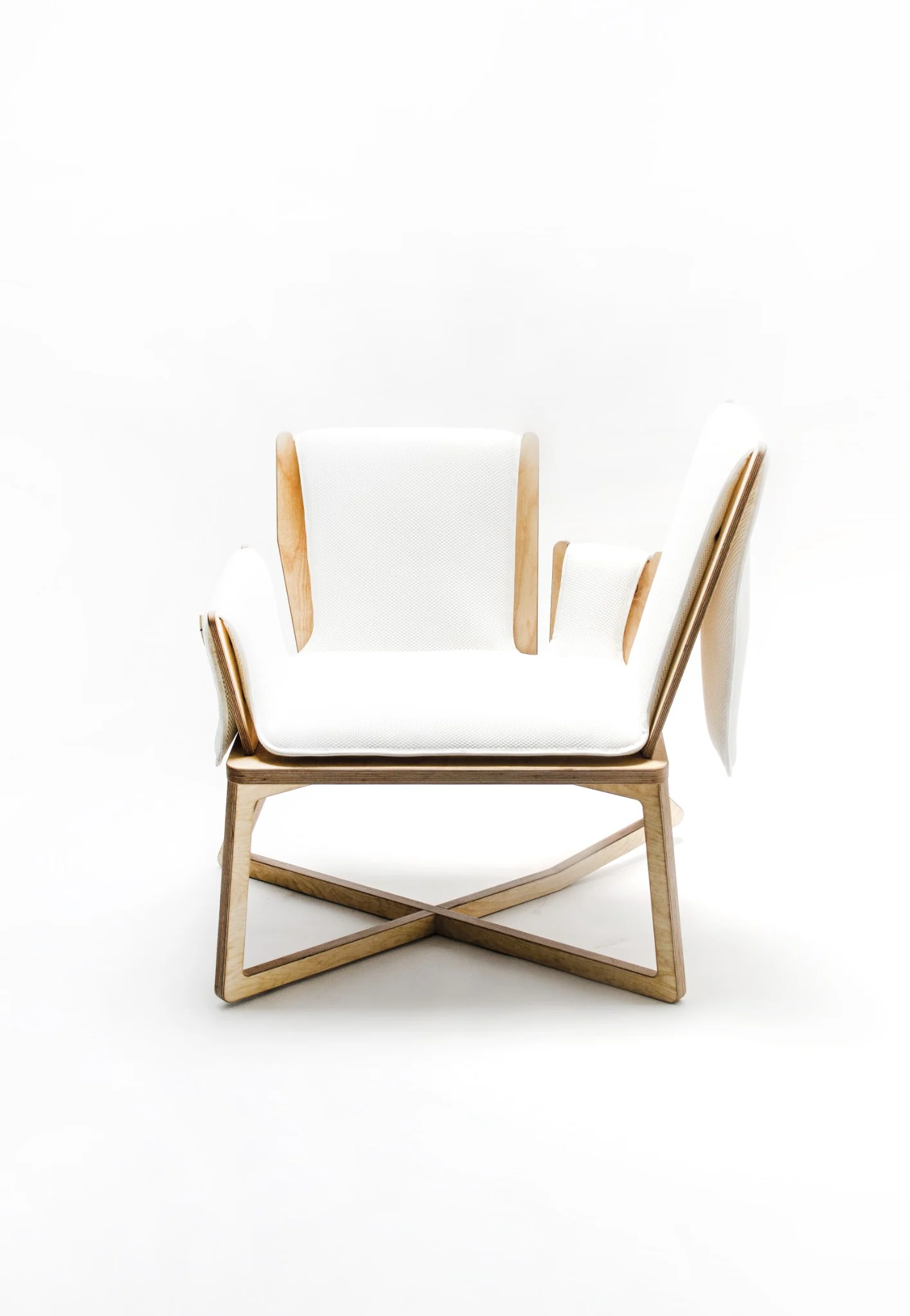 F001 Rocking Chair — design de mobilier BLAD