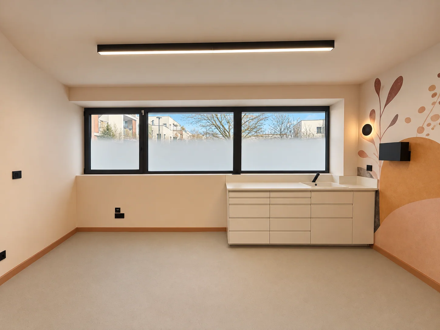 MSP Castellane — Cabinet de consultation / lumière et fresque